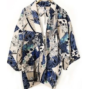Elizabeth and James x Stitch Fix Drew Kimono
